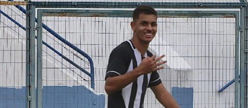 Sapata marcou tr&ecirc;s (Reprodu&ccedil;&atilde;o/Facebook/Botafogo)