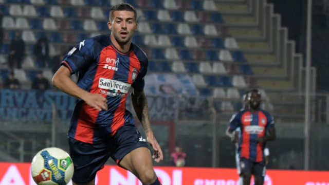 Crotone, Giannotti in prestito al Monopoli.