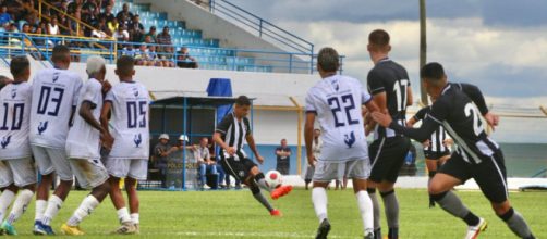 Glorioso n&atilde;o toma conhecimento do Pinheirense na estreia da Copinha (Vitor Silva/Botafogo)