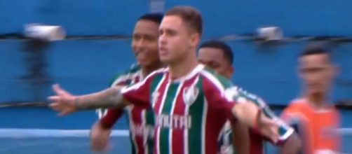 Arthur abriu o caminho para a vit&oacute;ria do Fluminense (reprodu&ccedil;&atilde;o SporTV).