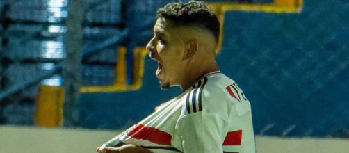 S&atilde;o Paulo j&aacute; est&aacute; com o primeiro lugar garantido (Reprodu&ccedil;&atilde;o/Twitteer/@SaoPauloFC).