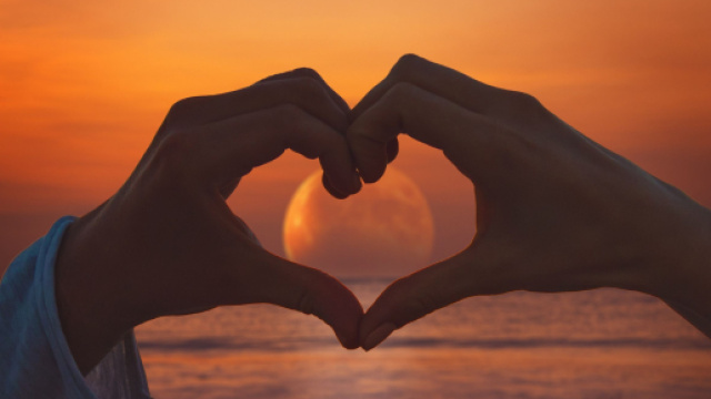 Oroscopo del giorno 17 ottobre: Luna in Sagittario.