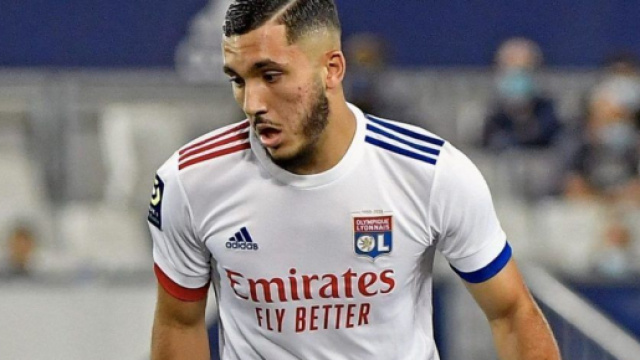 Rayan Cherki, centrocampista francese.