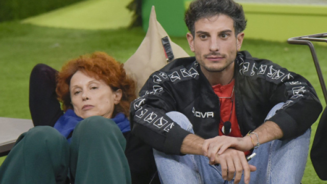 GF, Beatrice rivela di essere insicura sulla conoscenza con Garibaldi: 'Molti dubbi'.