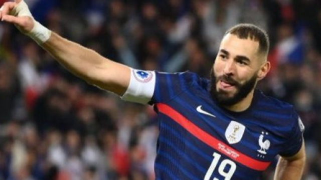 Karim Benzema nouveau joueur d'Al-Ittihad en Arabie saoudite. (screenshot Twitter - @_BeFootball)
