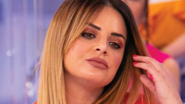 U&D, Roberta furiosa col parterre maschile: 'Non fanno niente, non voglio continuare'.