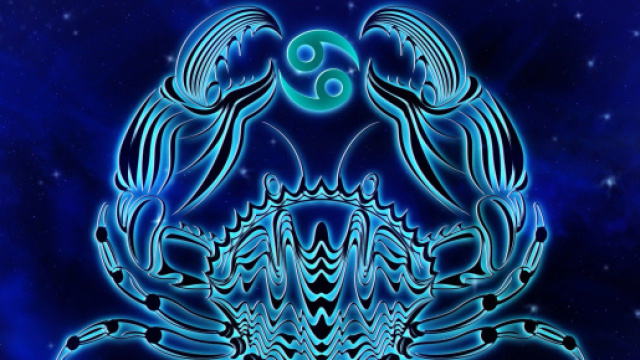 L'oroscopo dal 23 al 29/10 per il Cancro: un segno di fuoco vi far&agrave; battere il cuore.