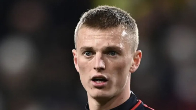 Albert Gudmundsson, giocatore islandese.