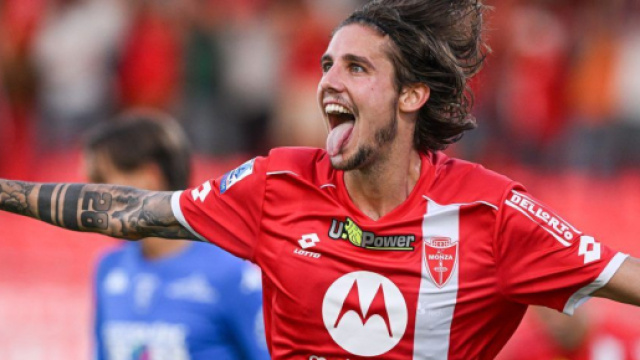 In foto Andrea Colpani, centrocampista del Monza.