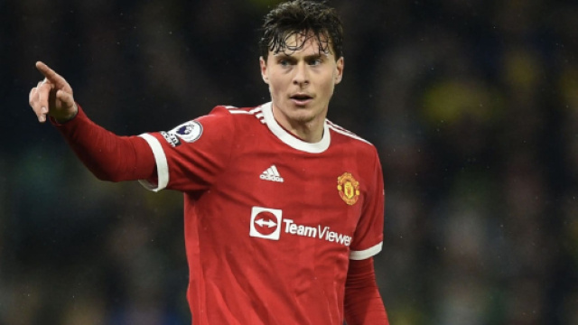 In foto Victor Lindelof, difensore del Manchester United.