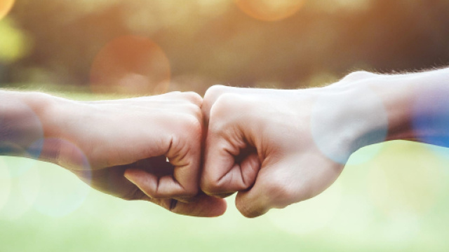 Oroscopo ottobre 2023 su amore e amicizia: forti emozioni per Ariete e Pesci.o.