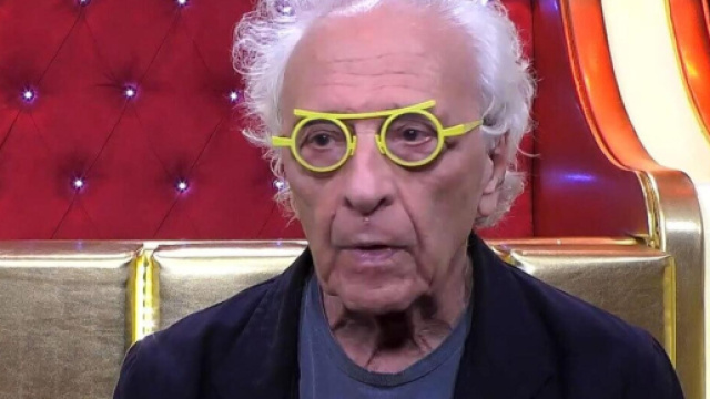 GF, Mughini a rischio squalifica per una frase su una ex compagna (Video).