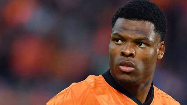 Mercato Inter, big di Premier e Bayern su Dumfries