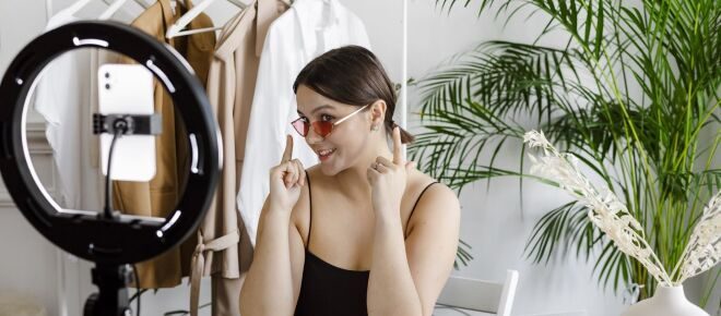 Les r&egrave;gles essentielles pour les partenariats r&eacute;mun&eacute;r&eacute;s sur les r&eacute;seaux sociaux