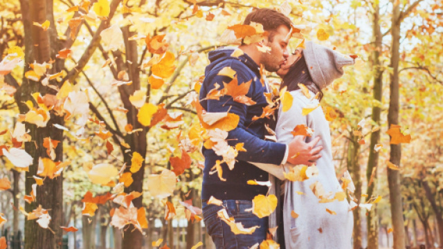 L'oroscopo del giorno 4 novembre: sabato eccellente per Bilancia, Pesci nervoso (2^ parte).