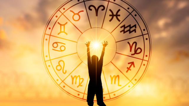 L'oroscopo del 7 ottobre: Ariete molto positivo, Cancro pi&ugrave; spensierato.