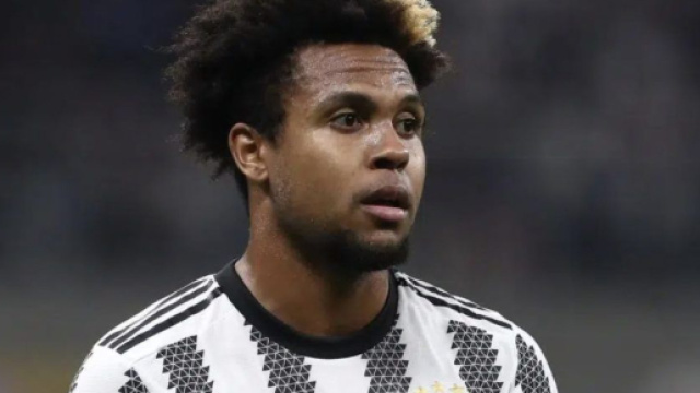 Matthijs de Ligt riserva al Bayern: si valuterebbe uno scambio di prestiti con McKennie.