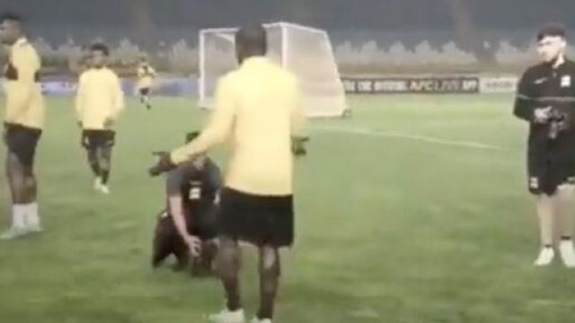 N'Golo Kant&eacute; a sign&eacute; en Arabie saoudite. (screenshot Twitter - @ActuSPL)