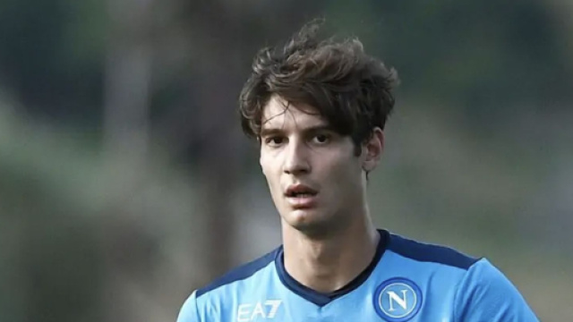 Alessandro Zanoli, giocatore del Napoli.