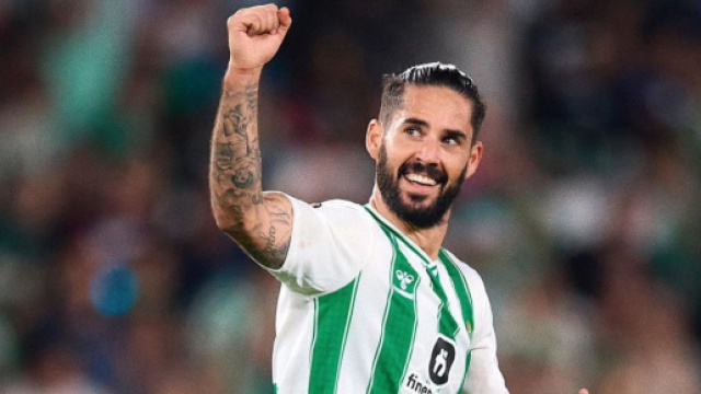 Mercato: idea Isco a 0 per l'Inter, suggestione Berardi per i sogni scudetto della Juve