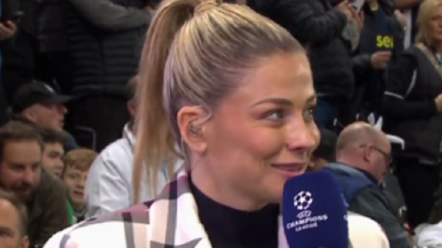 Laure Boulleau dans le CFC (capture Twitter @ActuFoot_)