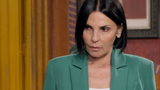 Un posto al sole, puntata 5 ottobre: Marina cerca di conquistare Ida, Nunzio spiazza Ross.