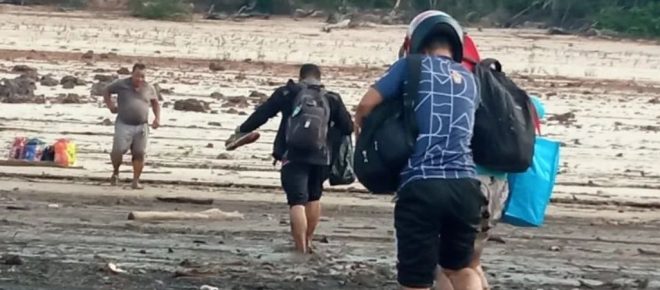 Seca leva Manaus a antecipar fim do ano letivo nas escolas ribeirinhas do Rio Negro