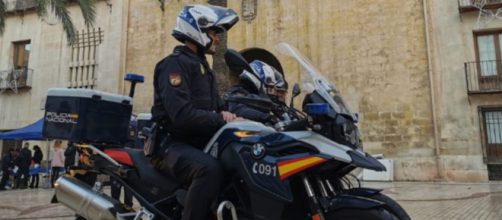 Los polic&iacute;as registraron una nave industrial relacionada con el due&ntilde;o del chiringuito (X/policia)