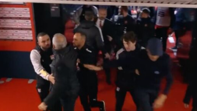 Genesio hors de lui face &agrave; l'OL. (screenshot Twitter - @canal+)