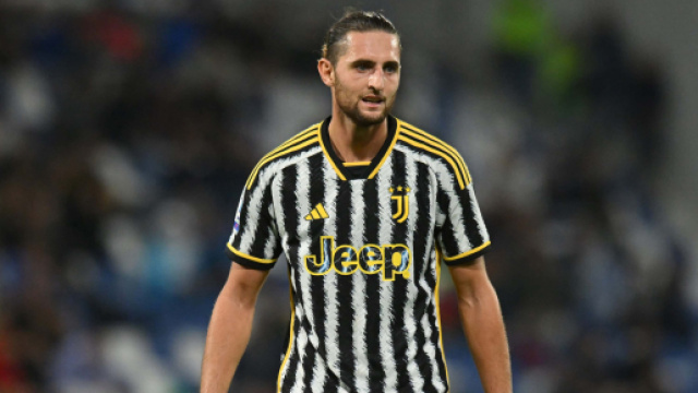 L'Inter vorrebbe soffiare Rabiot alla Juventus, il Torino potrebbe cedere Radonjic.