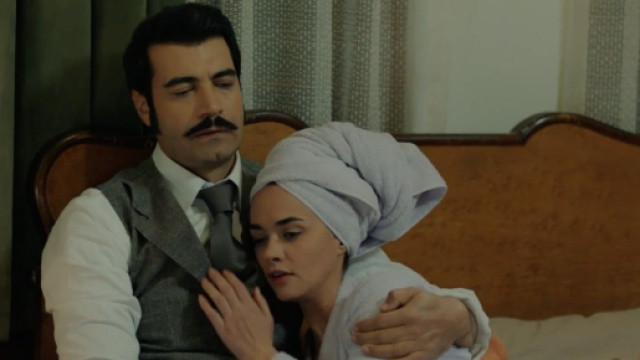 Terra amara, episodi 15-16 novembre: in foto Demir e Umit.