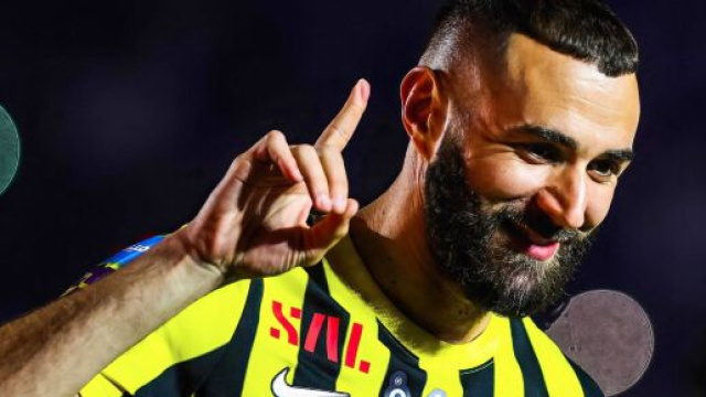 Karim Benzema nouveau joueur d'Al-Ittihad en Arabie saoudite. (screenshot Twitter - @_BeFootball)