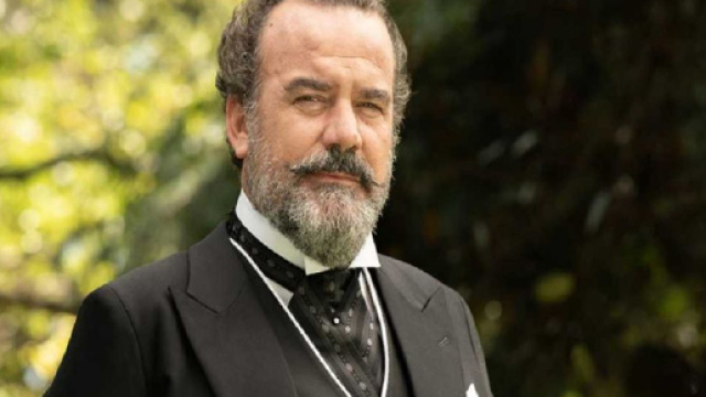 La Promessa, Alonso nella soap La Promessa.