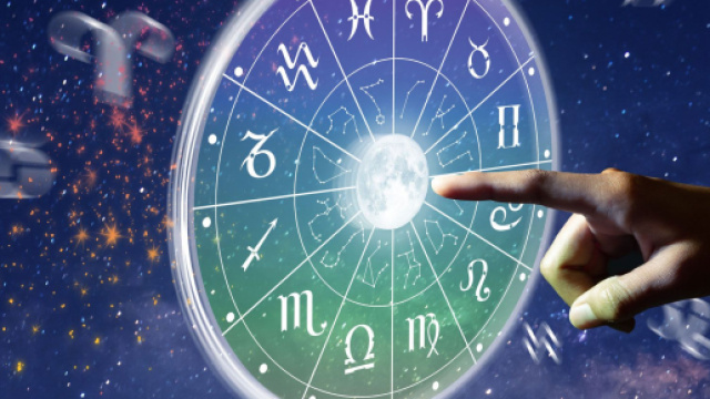 L'oroscopo del 23 novembre, Cancro agitato e Ariete con tensione eccessiva.