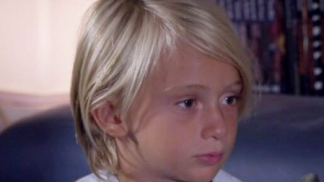 Upas, spoiler del 23 e 24 novembre: Eugenio e Viola informano il figlio della separazione