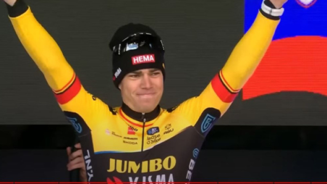 Ciclismo, Roger De Vlaeminck critica van Aert per il forfait ai Mondiali.