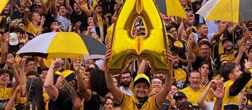 Crici&uacute;ma est&aacute; de volta &agrave; S&eacute;rie A (Reprodu&ccedil;&atilde;o/Facebook/criciumaec)