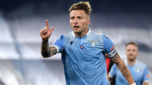 In foto Immobile, attaccante della Lazio.