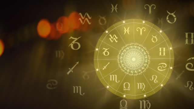 L'oroscopo e posizioni del 24 novembre, fortuna: Acquario soddisfatto.