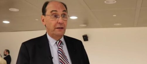 Alejo Vidal-Quadras cree que el ataque se produjo por su relaci&oacute;n con la oposici&oacute;n iran&iacute; (Youtube, Fundaci&oacute;n Villacisneros)