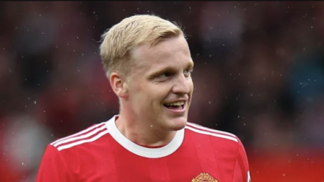 Donny Van de Beek, centrocampista.