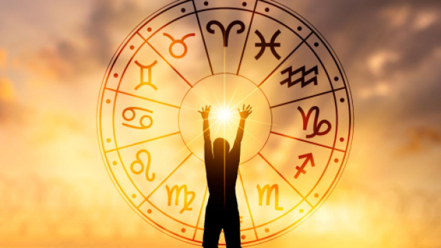 L'oroscopo del 1&deg; dicembre: Ariete vitale, Cancro nervoso.