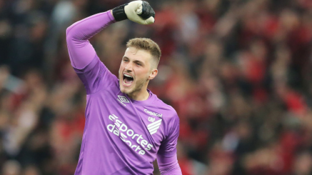 Mercato Inter: Bento come portiere del futuro, trattativa in corso