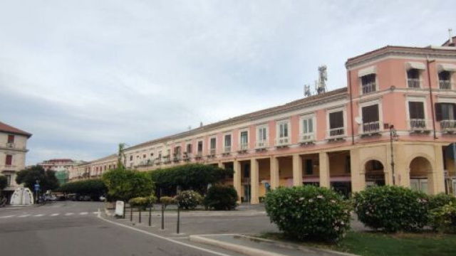Crotone, Piazza Pitagora si prepara al Capodanno RAI