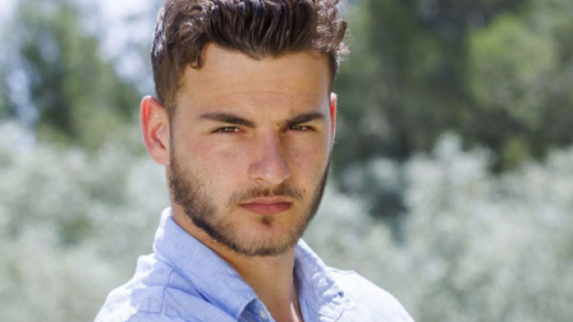 Simon Castaldi revient sur sa participation dans Les Cinquante (Screenshot Twitter @GossipRoomOff)