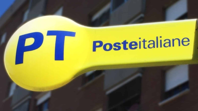 Poste Italiane cerca portalettere, addetti alla logistica e sviluppatori