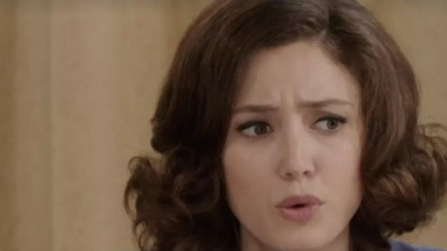 Il Paradiso delle signore 8, anticipazioni 14 novembre: Flora origlia Umberto e Tancredi mentre parlano di Fiorenza.