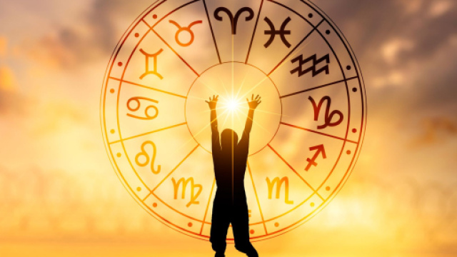 L'oroscopo della settimana fino al 19 novembre, Cancro pi&ugrave; positivo e Ariete molto pigro