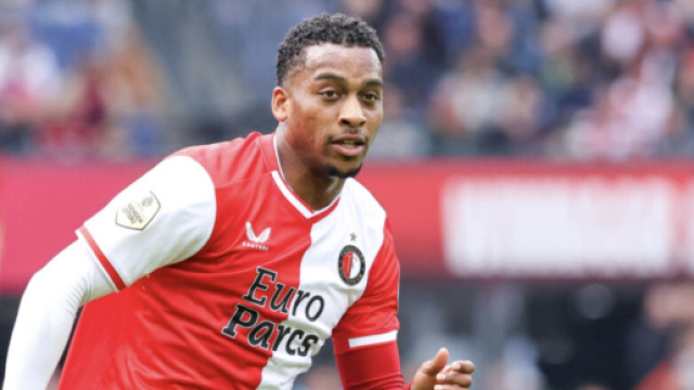 Quinten Timber, centrocampista olandese.