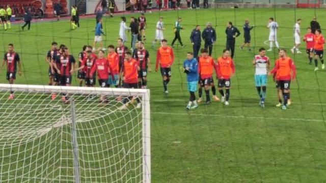 Crotone, vittoria e passaggio del turno contro il Brindisi
